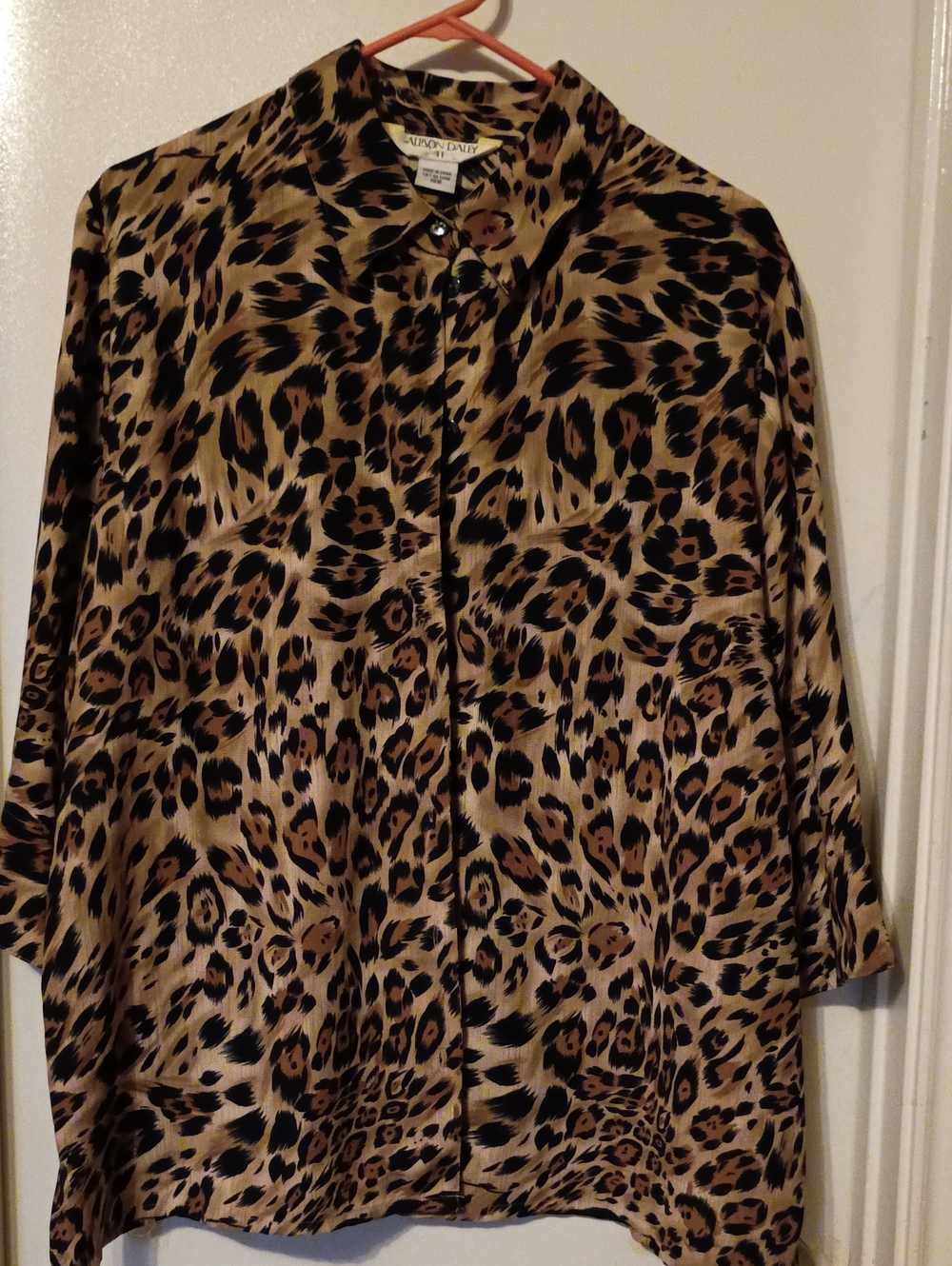 Allison Daley Leopard Print Button-Down Blouse in Tan & Black